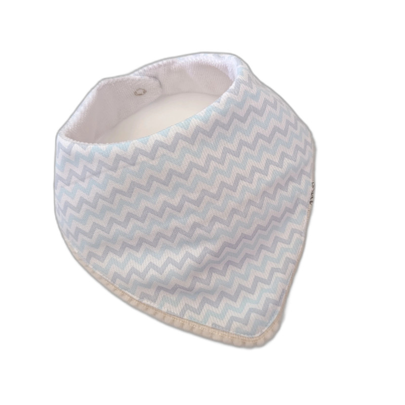 Babero Bandana Chevron Celeste Babero Bandana Chevron Celeste